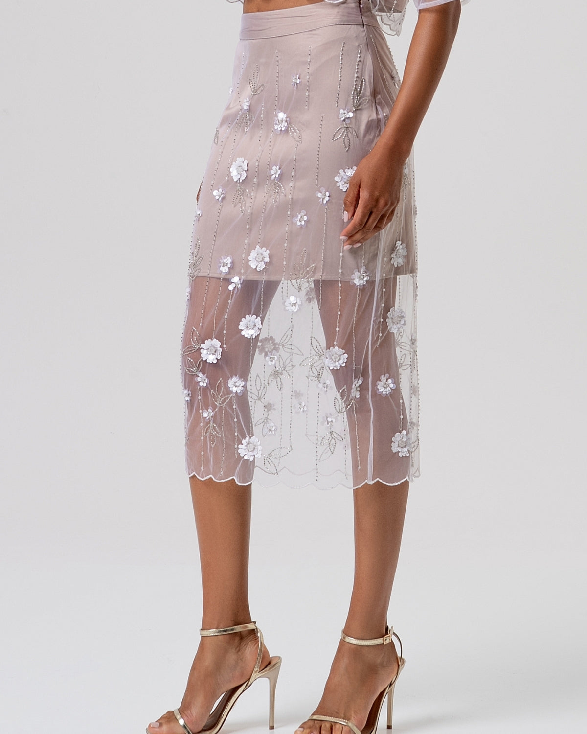 Gonna in tulle ricamato con trasparenze midi-2