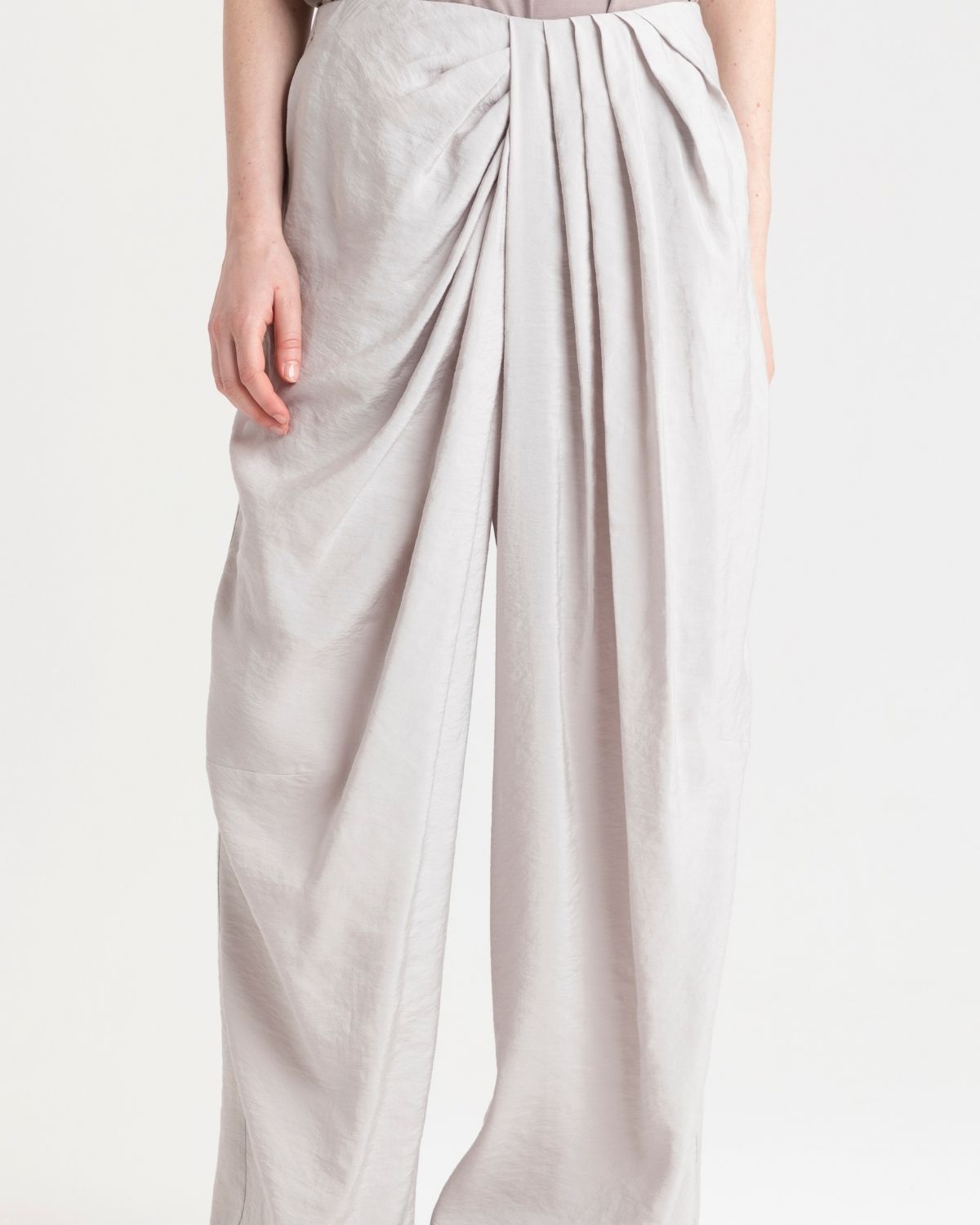 ss26-su-s6m501 lightgray 3