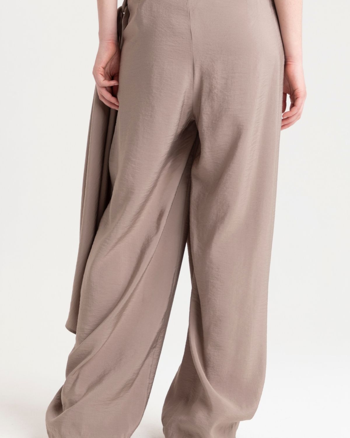 ss26-su-s6m502 darkkhaki 4