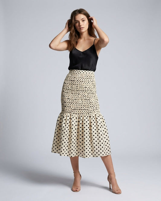 Gonna leggera dal taglio essenziale