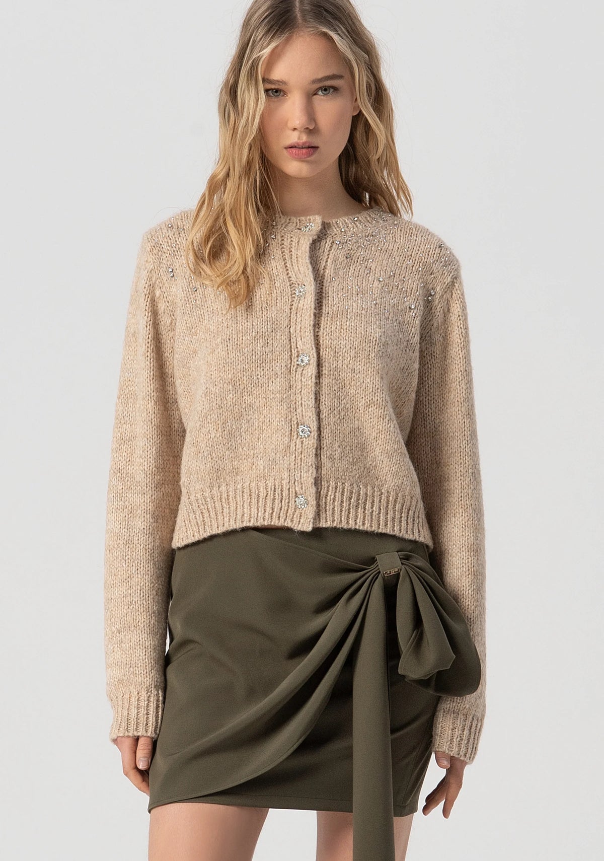 Cardigan regular con pietre luminose applicate