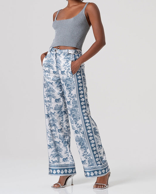 Top crop in maglia a costine con spalline sottili