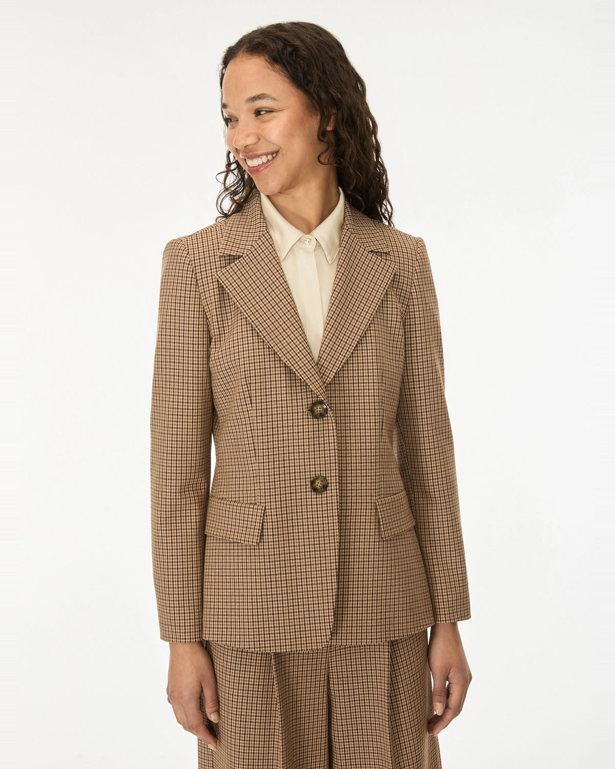 beige