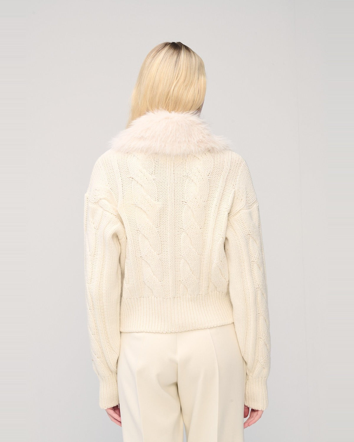 beige