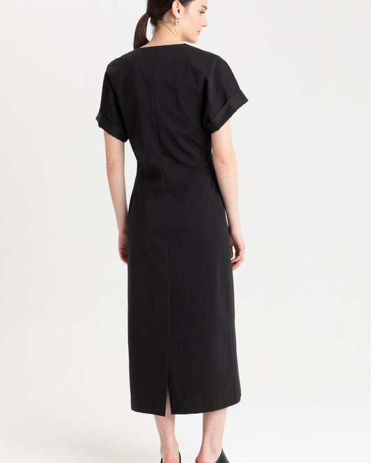 ss26-su-s6t401 black 2