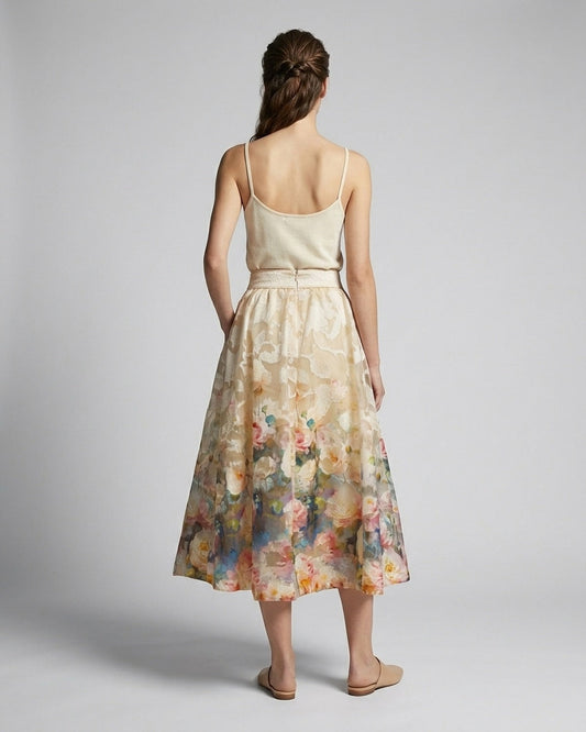 Gonna midi dalla linea fluida